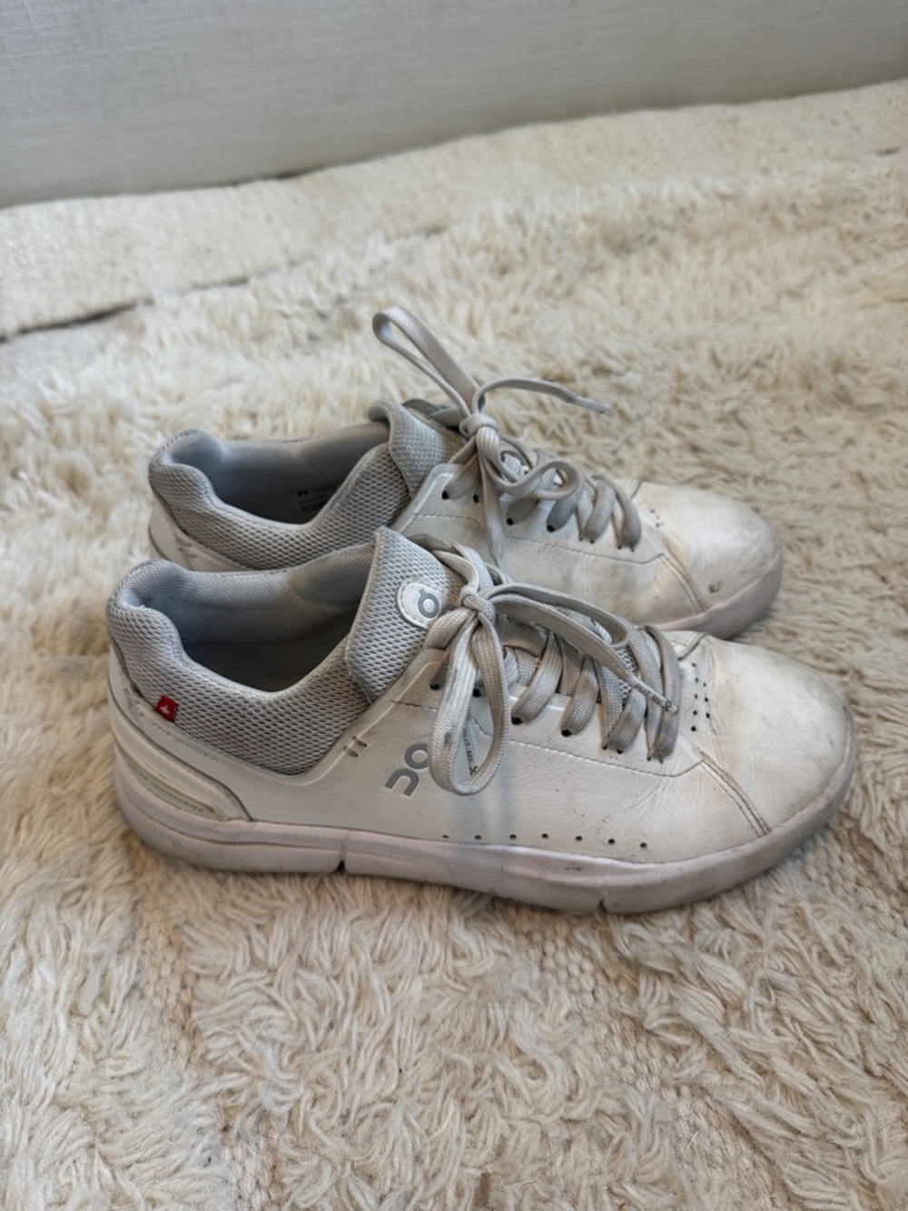 On Running Women's Low-Top Sneakers